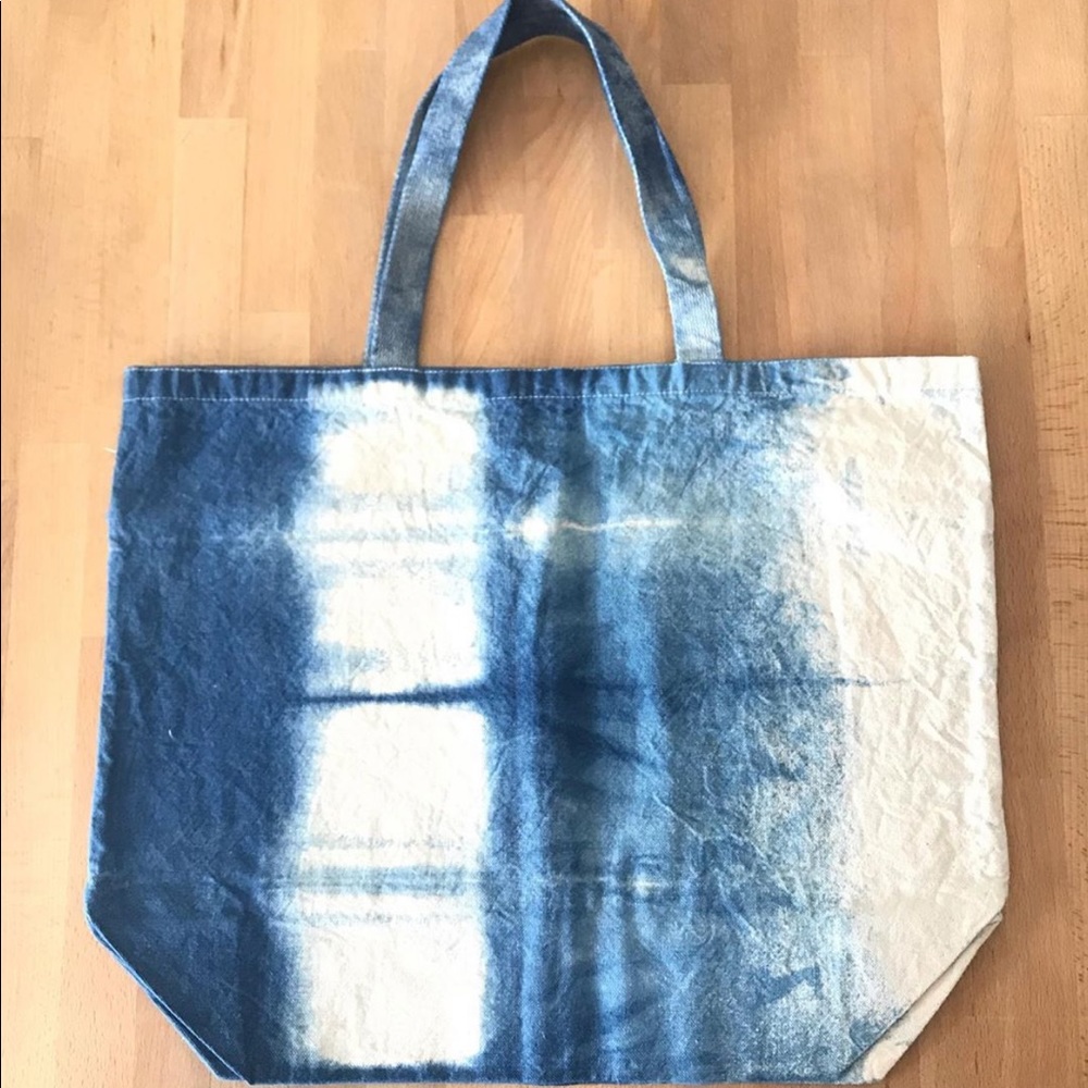 ‼️SOLD‼️ Shibori hand dyed in Big Canvas Tote - Picture 4 of 7